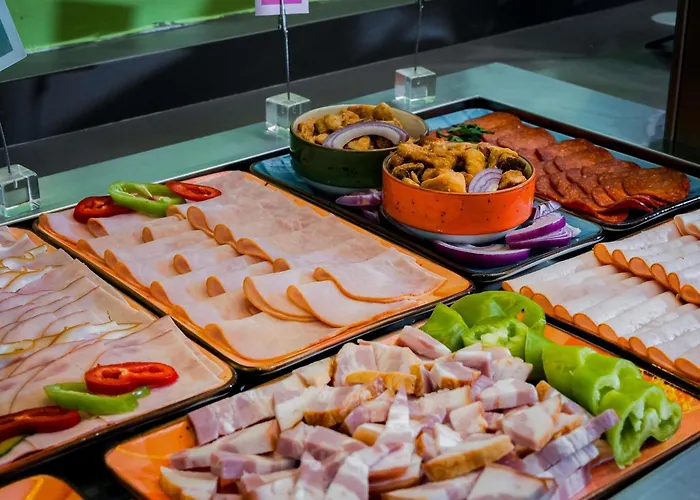 Ibis Styles Citywest 호텔 4*