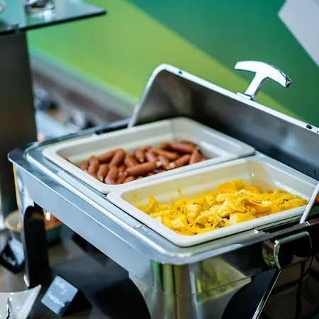 Ibis Styles Citywest Отель 4*