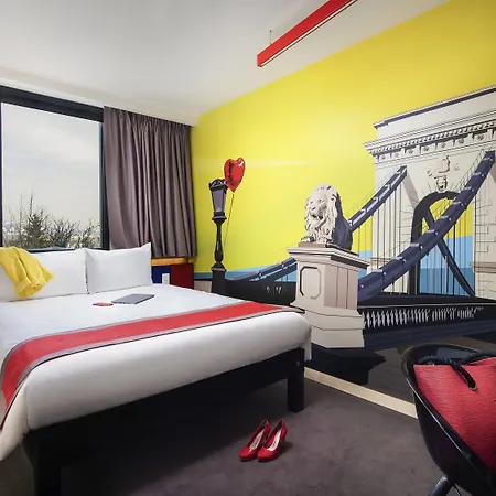 Hotel Ibis Styles Citywest 4*