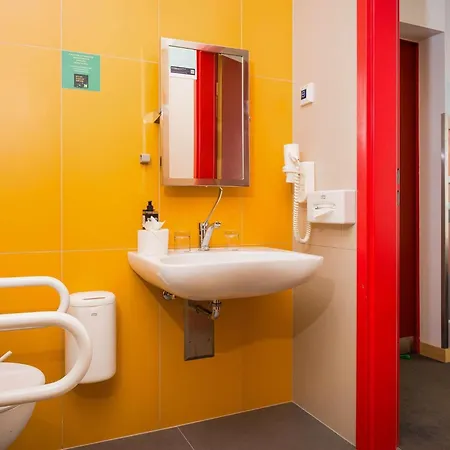 Hotel Ibis Styles Citywest