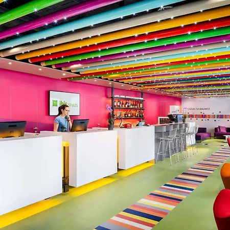 Ibis Styles Citywest מלון