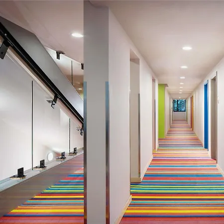 酒店 Ibis Styles Citywest