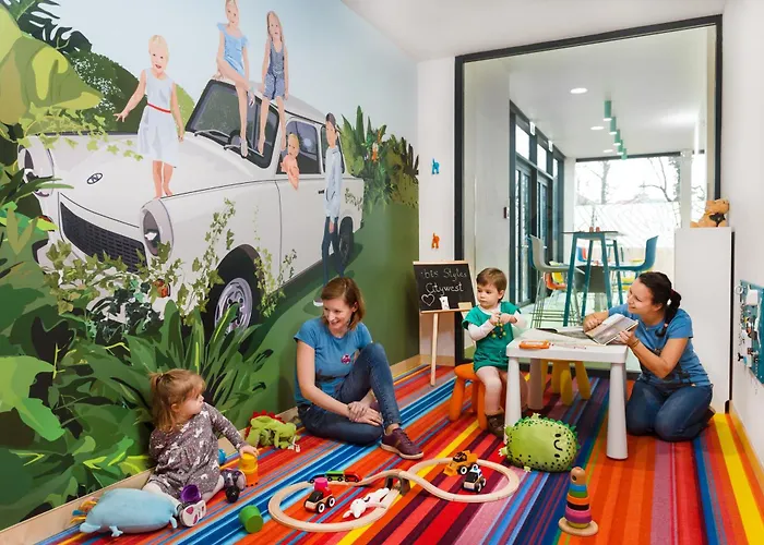 Отель Ibis Styles Citywest 4*