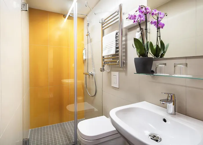 Ibis Styles Citywest Отель