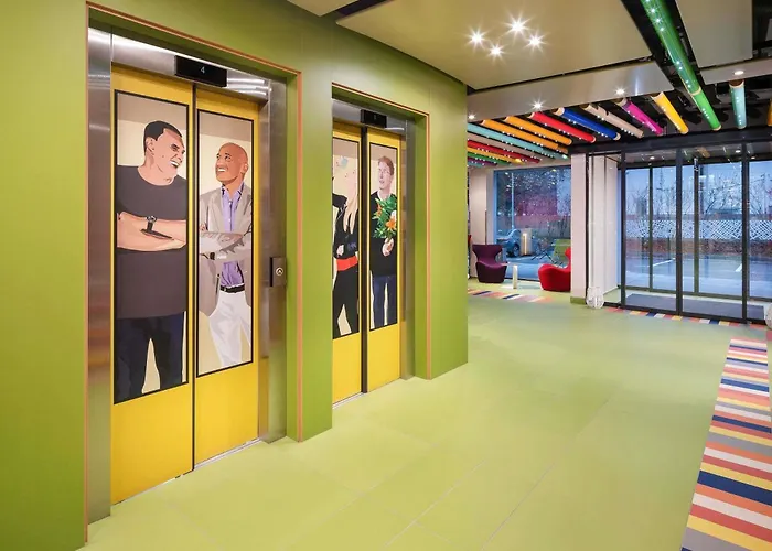 Отель Ibis Styles Citywest