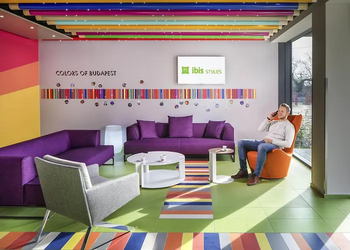 Отель Ibis Styles Citywest