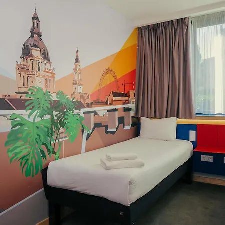 Ibis Styles Citywest 4* ブダペスト