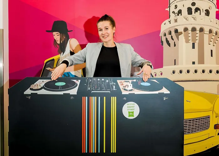 ホテル Ibis Styles Citywest 4*