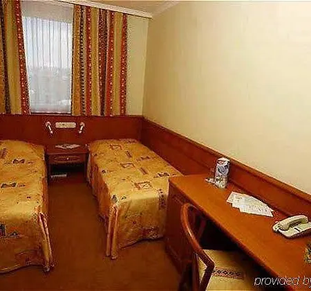 Ibis Styles Citywest Hotel