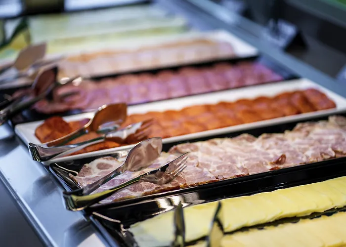 Ibis Styles Citywest فندق 4*